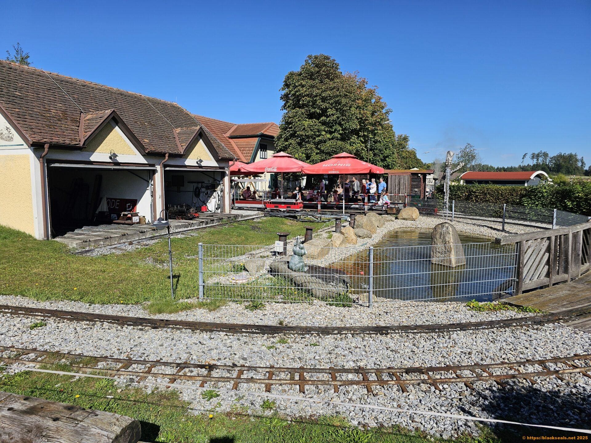 Rundgang beim Wirthaus zur Minidampfbahn wirthaus zur minidampfbahn rundgang-2